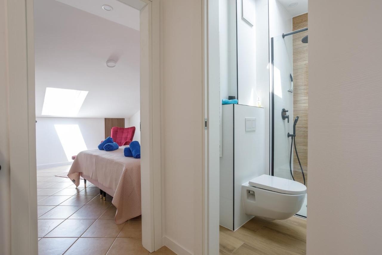Apartmen Plus U Centru Blizu Plaze Njivice Exteriér fotografie